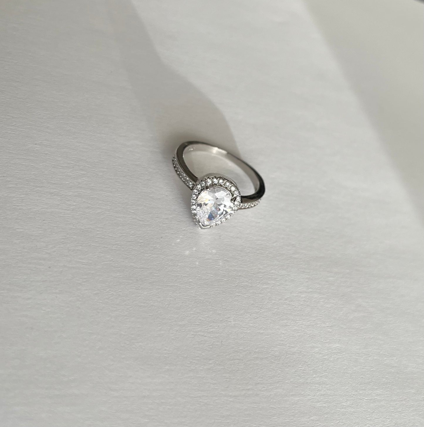 Diamond drop ring